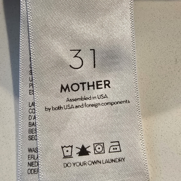 Distressed Blue Jeans - Picture 7 of 7